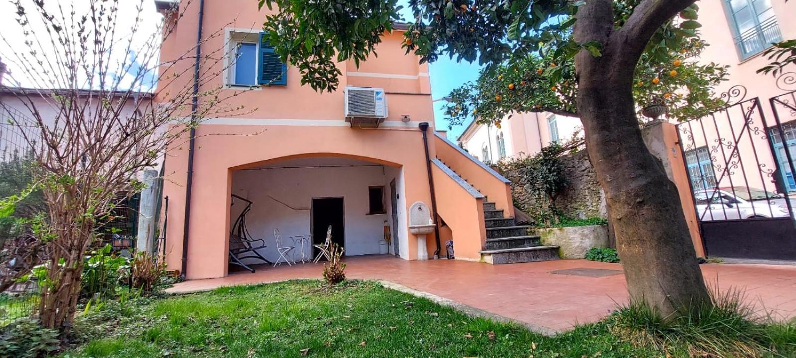Casa Luigia Rooms Mtb In Finalborgo Bike Room Tour Ebike Trekking Finale Ligure Exterior foto